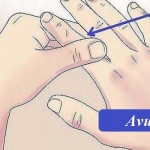 Avuç içi - Avuç içlerimiz kan dolaşımını uyarmak için oldukça etkilidir ve sinir sistemimizi doğrudan etkiler. Ellerinizi çarpmak yani alkış tutmak oldukça faydalıdır. Bu yazıyı okurken faydalı bulduysanız ve daha fazla insana ulaşması için lütfen paylaşın. Okuyanlara ve paylaşanlara teşekkürler.